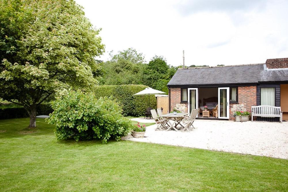Bed and Breakfast The Old Hop Kiln Barn Petersfield Exterior foto